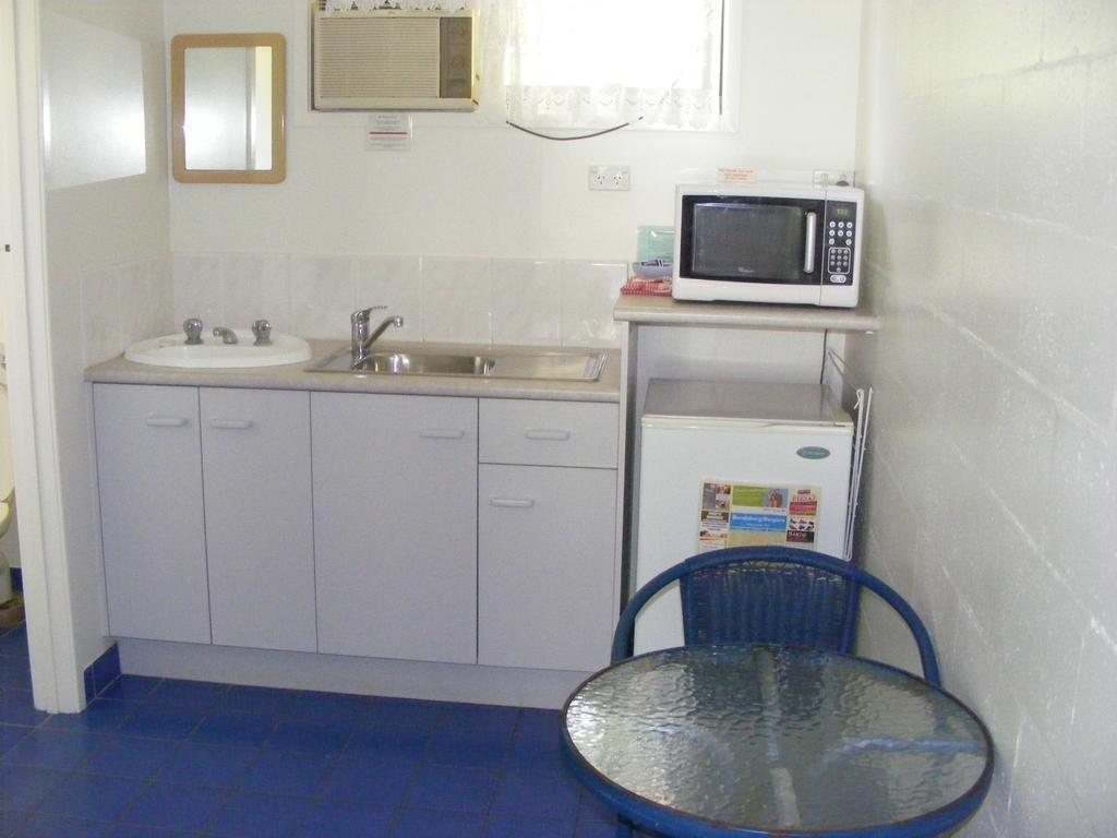 Bargara Motor Inn - Pet Friendly Pokoj fotografie
